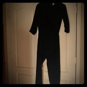 Suoer cute Cabi jumpsuit